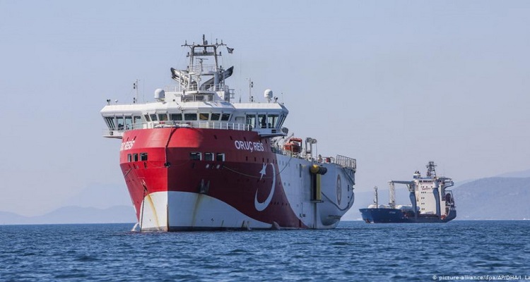 To Οruc Reis θα προχωρήσει σε έρευνες μέχρι το τέλος των χωρικών υδάτων της Ρόδου και του Καστελόριζου