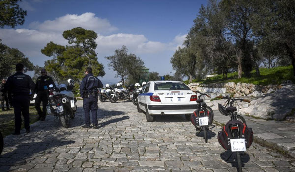 Ληστεία στου Φιλοπάππου: Το κινητό η αφορμή της θανάσιμης πτώσης