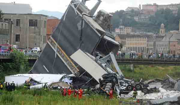 Γένοβα: Συνεχίζονται οι έρευνες στα συντρίμμια της γέφυρας. 38 τελικά οι νεκροί