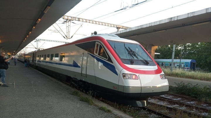 Αθήνα-Θεσσαλονίκη σε 3 ώρες και 55 λεπτά - Στις ράγες από σήμερα τα ETR 470