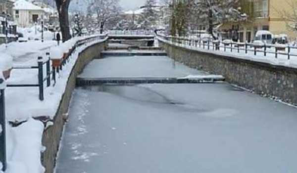 Ολικός παγετός στη Φλώρινα για δέκατη ημέρα