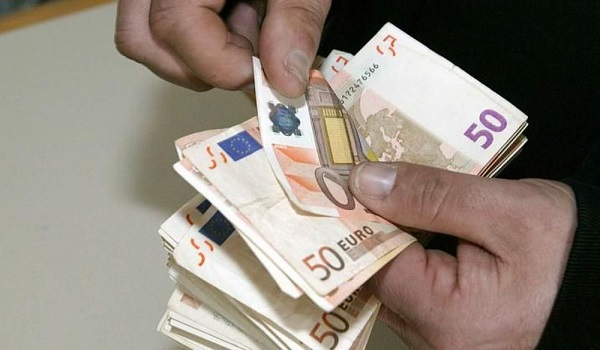 Μπαράζ πληρωμών την Πέμπτη - Ποιοι θα δουν χρήματα στους λογαριασμούς τους