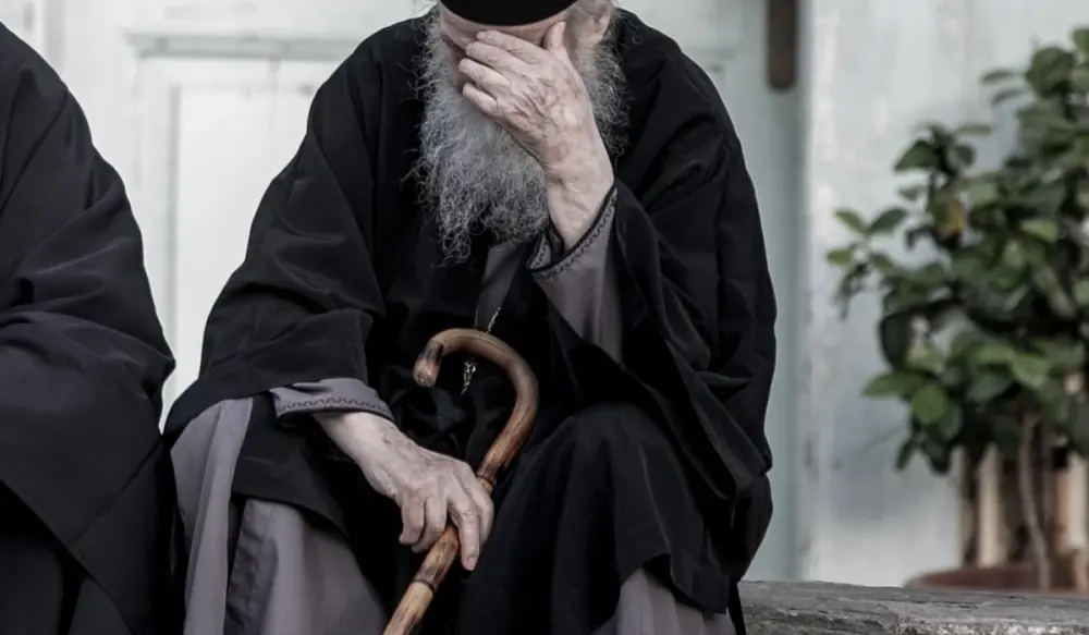 Άγιο Όρος: Συνελήφθη μοναχός για ξυλοδαρμό ενός άλλου