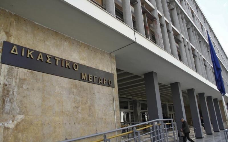 Θεσσαλονίκη: 18μηνη φυλάκηση σε ψυχίατρο που καταδίωξε με αυτοκίνητο την εν διαστάσει σύζυγό του και τα παιδιά τους