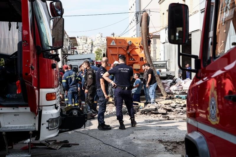 Τραγωδία στον Πειραιά: Νεκρός 27χρονος πατέρας δύο παιδιών – Καταπλακώθηκε σε φρεάτιο
