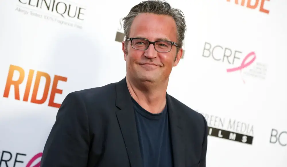 O Matthew Perry ήθελε η ζωή του να γίνει ταινία και είχε βρει τον ηθοποιό που θα τον υποδυθεί
