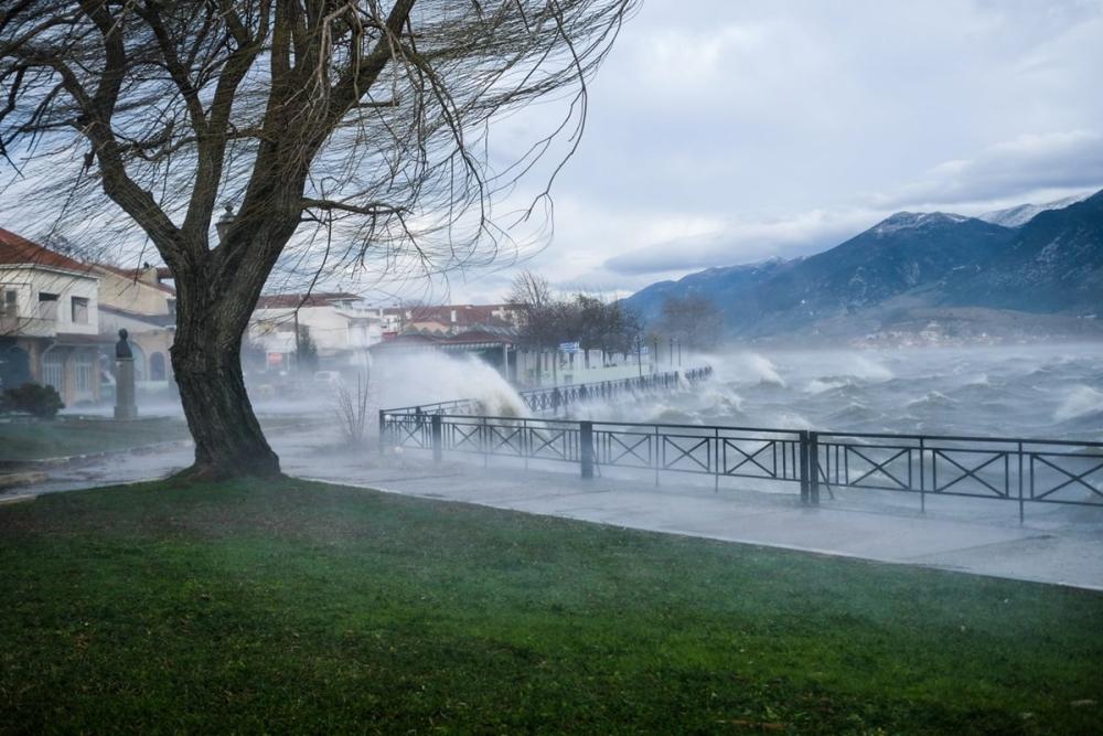 Καιρός: Οι περιοχές που κινδυνεύουν περισσότερο από τους βοριάδες