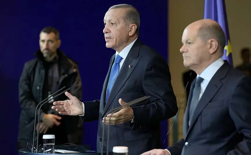 Ερντογάν σε Σολτς για τον πόλεμο στηΓάζα: «Εμείς δεν κουβαλάμε το βάρος του Ολοκαυτώματος»