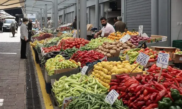 16% αύξηση στις εισαγωγές φρούτων και λαχανικών το δεκάμηνο του 2023
