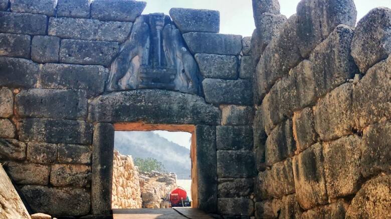 Οι απίστευτες ιδιότητες του αριθμού 9 που δεν μας δίδαξαν στο σχολείο