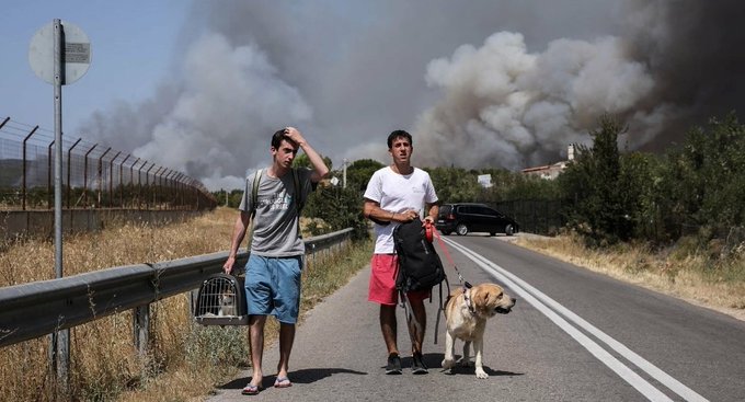 Φωτιά στη Βαρυμπόμπη: Κυκλοφοριακές ρυθμίσεις στην περιοχή. Ποιοι δρόμοι είναι κλειστοί - Vimarsana News