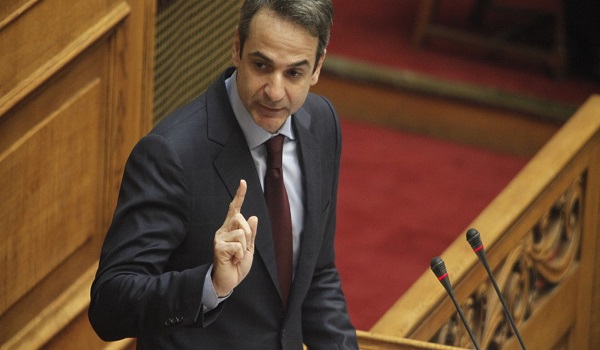 Μητσοτάκης: Ο Τσίπρας χρησιμοποιεί τη συνταγματική αναθεώρηση σαν εργαλείο
