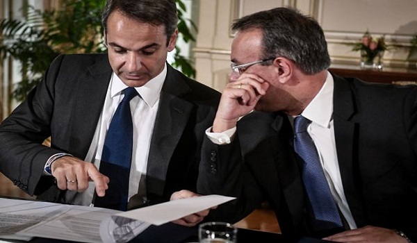 Ικανοποίηση από τις επαφές με τους δανειστές - Ορόσημο για νέες φοροελαφρύνσεις το Εurogroup