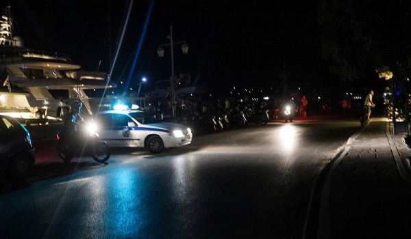 Πόρος: Μέσα στις επόμενες ώρες επανέρχεται η ηλεκτροδότηση