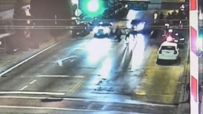 Σικάγο: Οδηγός δολοφονεί τρεις πεζούς που λογομαχούσαν σε λεωφόρο – Σκληρό βίντεο