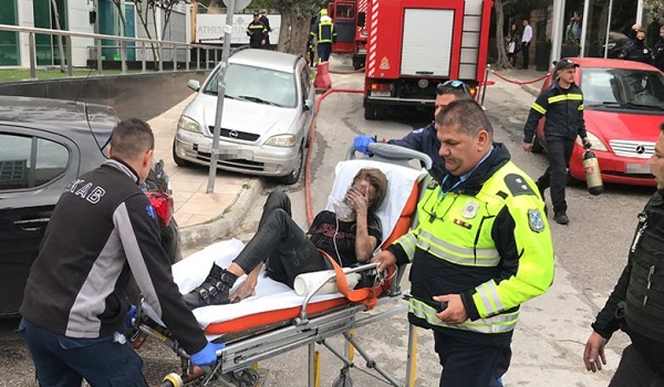 Φωτιά σε ξενοδοχείο της Συγγρού: Απεγκλωβίστηκαν 20 άτομα