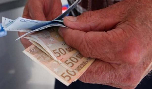 Συντάξεις Μαρτίου: Πότε ξεκινούν οι πληρωμές από τα ταμεία