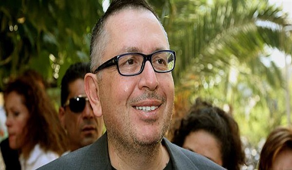 Θέμος Αναστασιάδης: Η σύζυγός του με τα παιδιά τους στο τελευταίο αντίο
