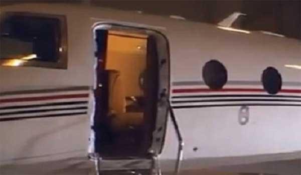 Πόρτα αεροσκάφους ξεκόλλησε και σκότωσε τον πιλότο
