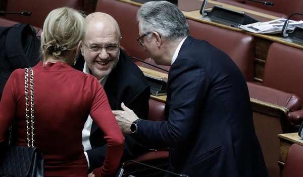 Αγνοείται ο θρύλος του Αρη, Αλέκος Αλεξιάδης - Έκκληση για βοήθεια από το γιό του