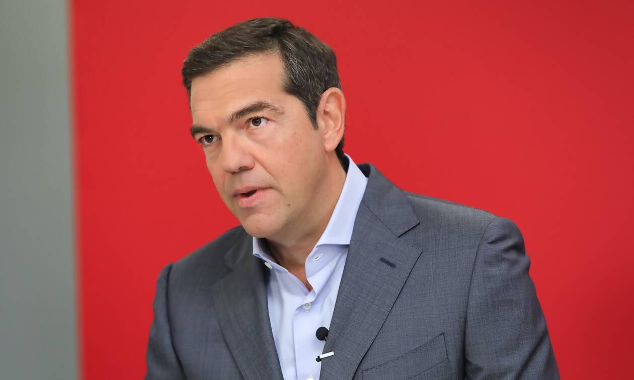 Ψήφισε ο Αλέξης Τσίπρας στην Καισαριανή: Αισθάνομαι υπερήφανος για τη μαζική συμμετοχή του κόσμου