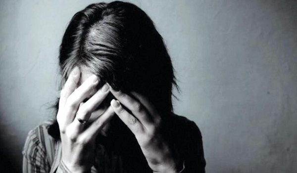 Κρήτη: Με έδερνε άγρια όταν ήμουν έγκυος, μπροστά στα παιδιά μου
