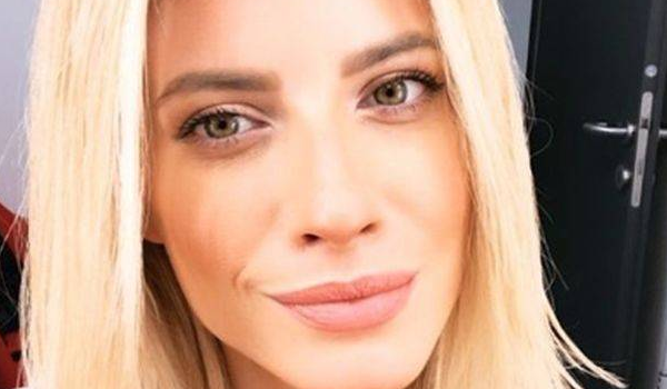 Νέο κανάλι και νέο λουκ για την Ευαγγελία Αραβανή