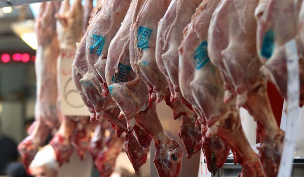 Καλάθι του Πάσχα: Από 9,69 ευρώ/κιλό ξεκινούν πλέον οι τιμές του αρνιού στα σούπερ μάρκετ