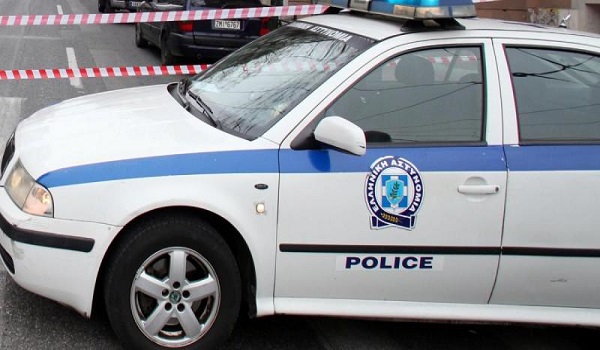 Κοζάνη: Επιτέθηκε με ξίφος σε 52χρονο και έριξε βέλη με τόξο σε αστυνομικούς