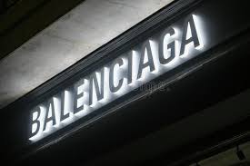Ο οίκος Balenciaga στηρίζει για τους πληγέντες από τις πυρκαγιές στην Αυστραλία