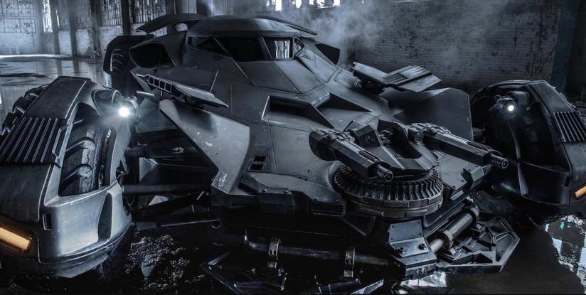 Κυκλοφορούσε με το Batmobile, αλλά του χάλασε τα σχέδια η αστυνομία