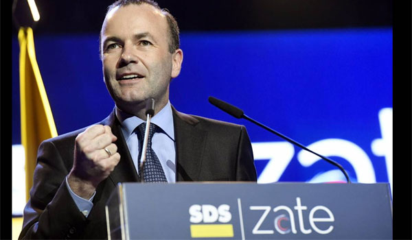 Βέμπερ: Η ΕΕ δεν θα επιτρέψει να εκβιαστεί από τον Ερντογάν στο προσφυγικό