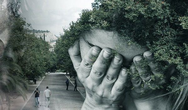 Τα αλλάζει πάλι η Βρετανίδα για τον ομαδικό βιασμό - Με ανάγκασαν να αποσύρω την καταγγελία