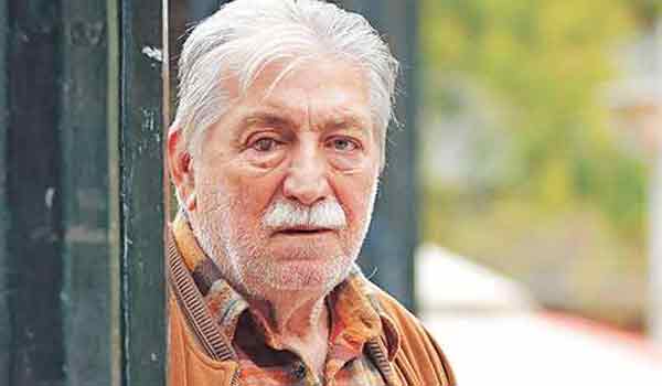 Ανέστης Βλάχος: Ο γιος του κατέθεσε μήνυση για απάτη, πλαστογραφία και ανθρωποκτονία