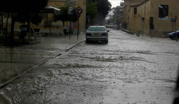 Κακοκαιρία: Έντονα προβλήματα σε Αχαΐα, Αιτωλοακαρνανία. Απεγκλωβισμοί από την Πυροσβεστική