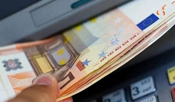 Κόντρα ΣΥΡΙΖΑ - κυβέρνησης για τα capital controls: Τρώτε από τα έτοιμα - Ζητάτε και τα ρέστα;