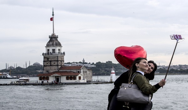 Επιχειρηματίας έκανε δώρο διακοπές πολυτελείας στους 3.500 υπαλλήλους του