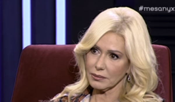 Παντρεύτηκε η δημοσιογράφος Λίζα Δουκακάρου