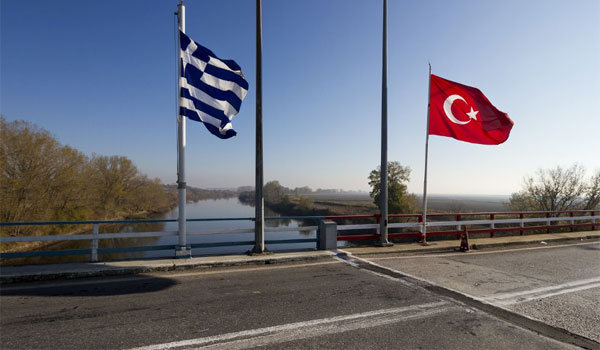 Συναγερμός στον Έβρο: Δύο οι Τούρκοι στρατιωτικοί που συνελήφθησαν