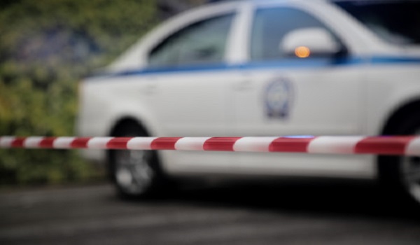 Έγκλημα στον Πειραιά: Ψυχικά ασταθή περιγράφουν οι αστυνομικοί τον 68χρονο