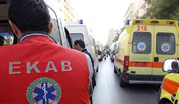 Λαμία: Ηλικιωμένος οδηγός παρέσυρε πεζή σε διάβαση