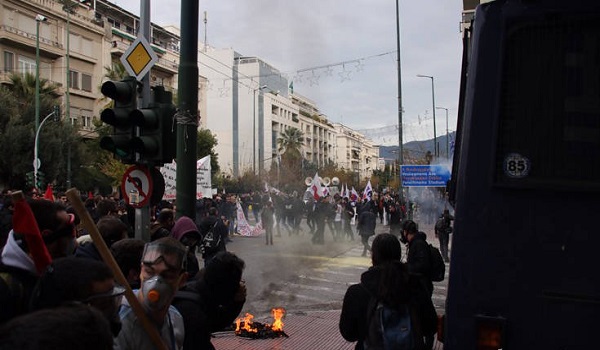 Επεισόδια και χημικά στο κέντρο της Αθήνας