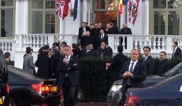 Λονδίνο: Αποδοκίμασαν τον Ερντογάν έξω απο το ξενοδοχείο του