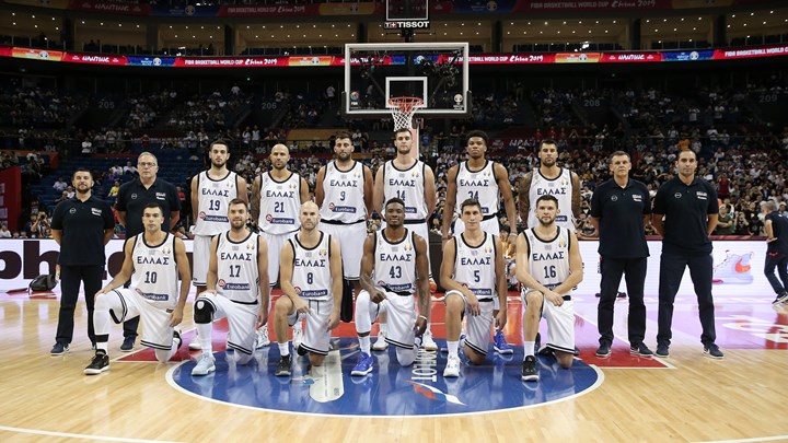 Τα καρφιά του αναλυτή του ESPN στον Σκουρτόπουλο: Ντροπή να χρησιμοποιούν έτσι τον Αντετοκούνμπο