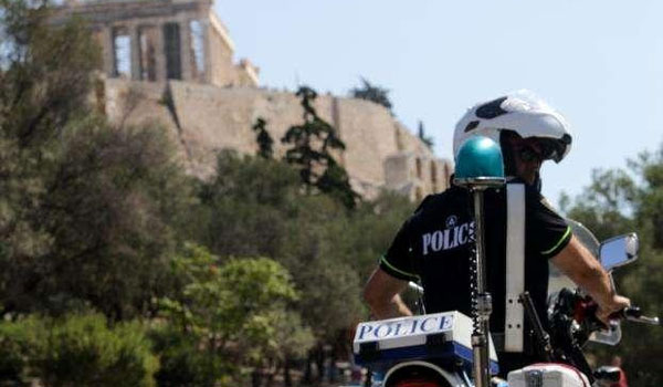 Έγκλημα στου Φιλοπάππου: Στο εδώλιο ο ανήλικος από τους τρεις δράστες