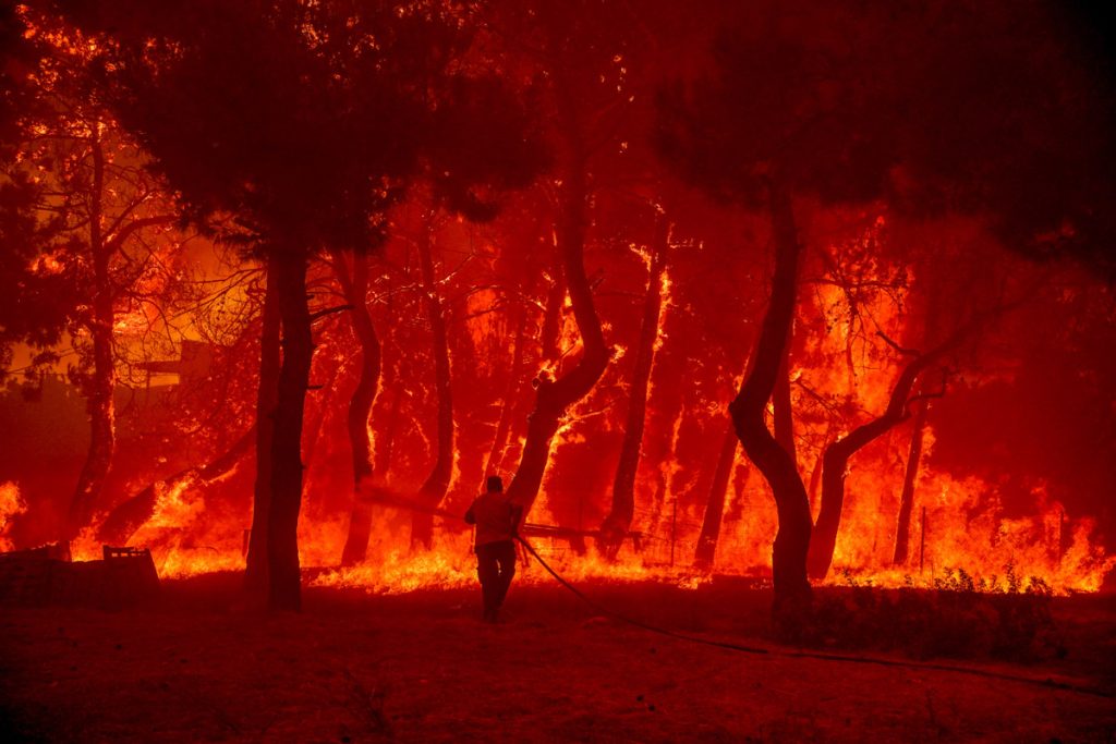 Πυρκαγιές στην Ευρώπη: Κάηκε η δεύτερη μεγαλύτερη έκταση στα χρονικά