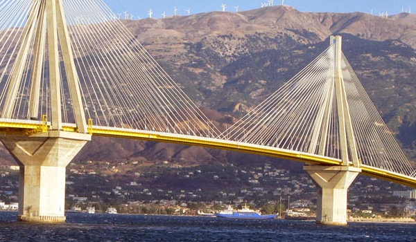 Ερωτική απογοήτευση πίσω από την απόπειρα αυτοκτονίας στη γέφυρα Ρίου – Αντιρρίου