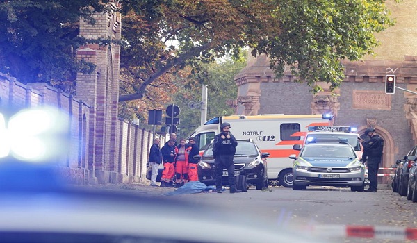 Συναγερμός στη Γερμανία - Πυροβολισμοί με νεκρούς και τραυματίες σε Συναγωγή