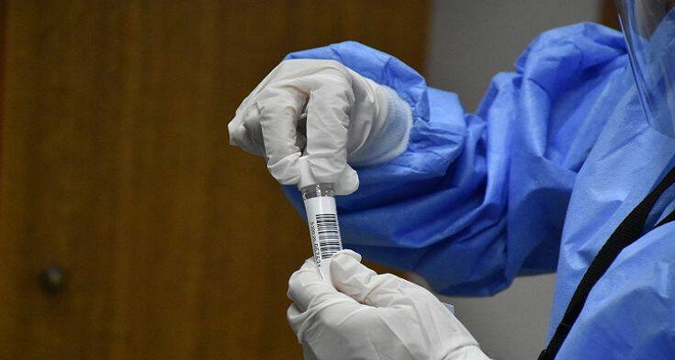 Θετικός στον κορονοϊό νεαρός τουρίστας στη Στούπα της Μάνης