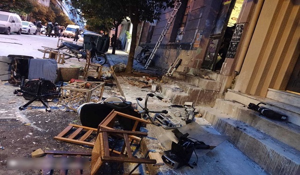 ΕΛΑΣ για επιχείρηση στο Κουκάκι: Είχαν φτιάξει παγίδα θανάτου. 9 συλλήψεις - Τα ευρήματα